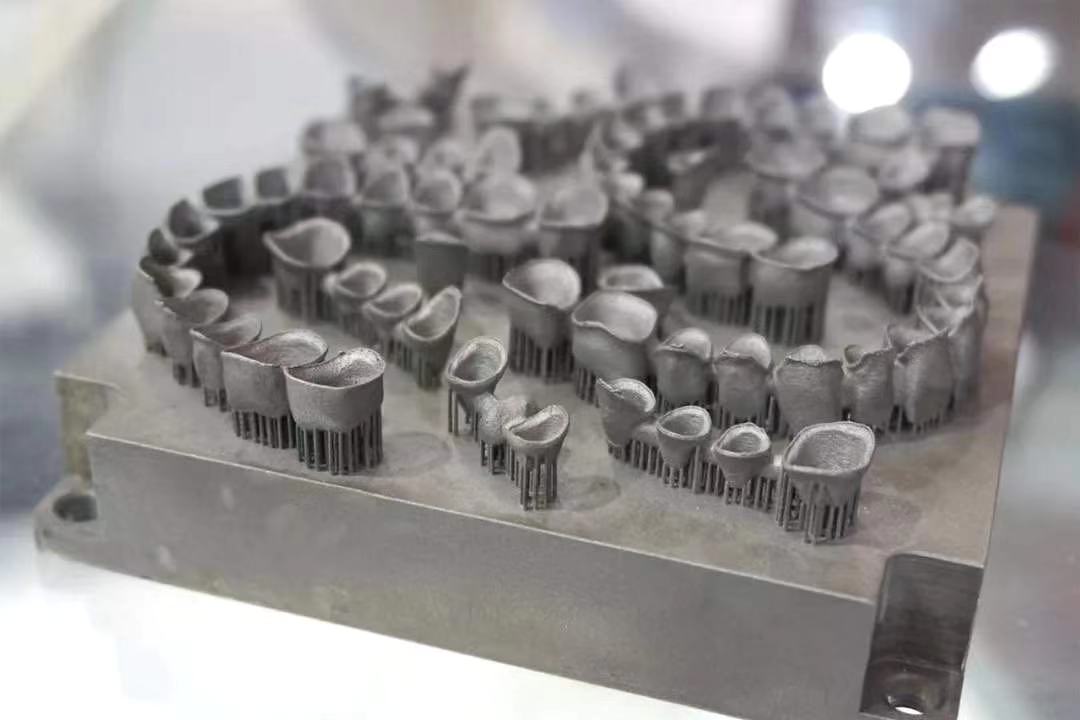 博泰三维展示的金属3d打印牙模